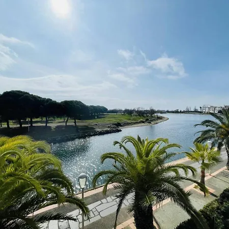 Apartment Climatise Proche Et Commerces Avec Piscine, Cap D'agde - Fr-1-723-87 *